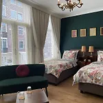 Comfortable Stylish Room In City Centre Of The Hague - Home Stay