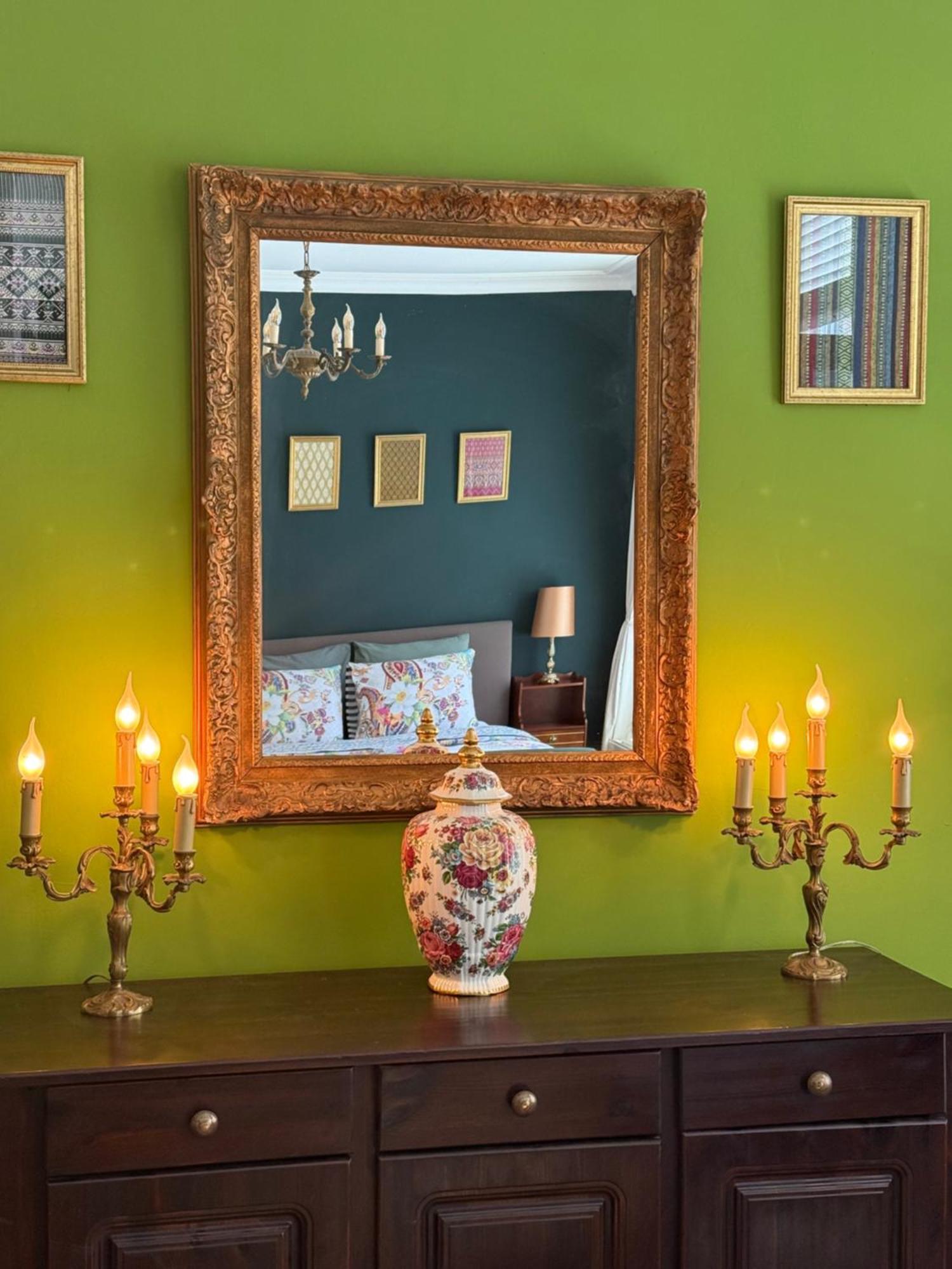 Comfortable Stylish In Centre Of - Frühstückspension 3*